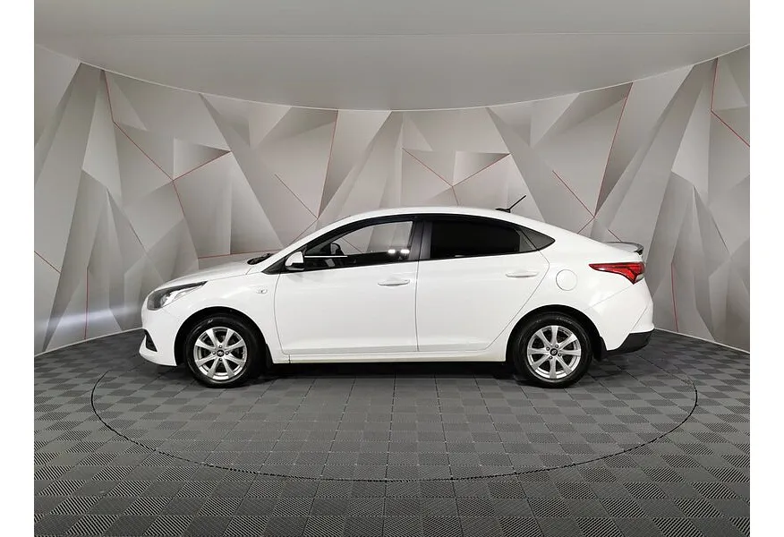 АВИЛОН - Hyundai Solaris 1.6 AT (123 л.с.) Active Plus Белый - slide 2