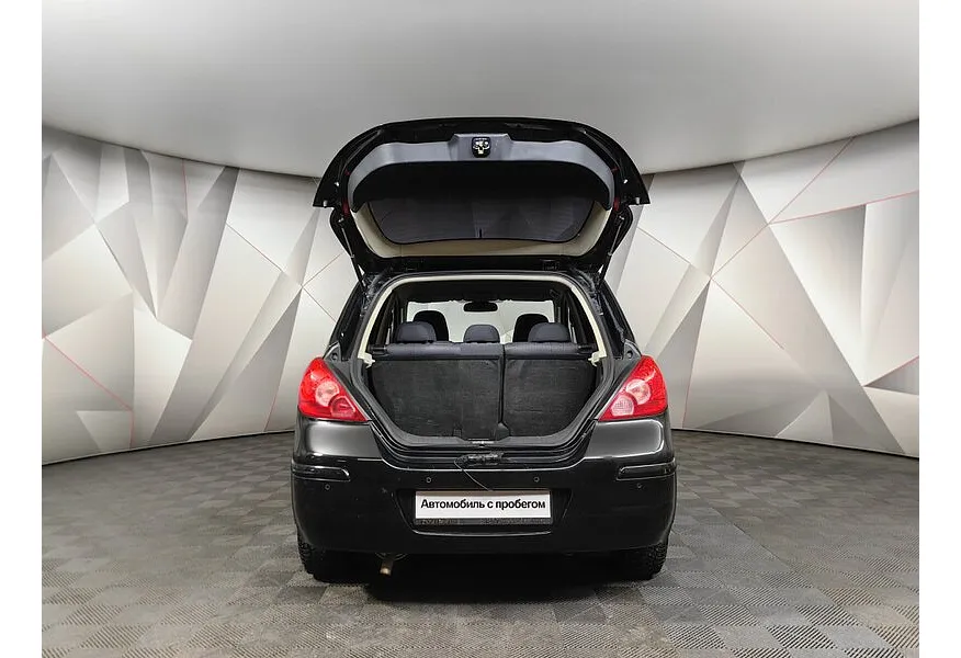 Nissan Tiida 1.6 AT (110 л.с.) Черный в АВИЛОН. Слайд №10