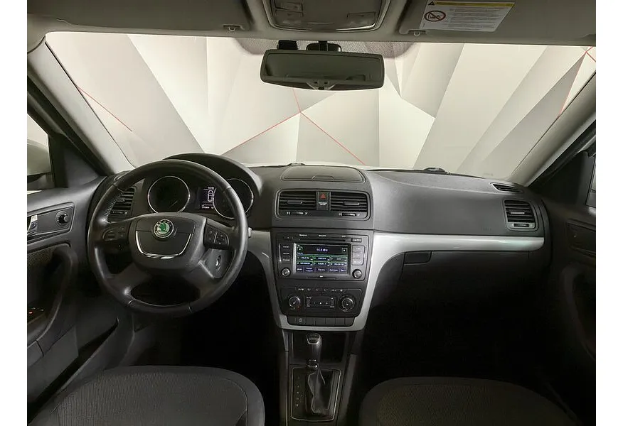 Skoda Yeti 1.4 TSI DSG (122 л.с.) Active Белый в АВИЛОН. Слайд №12