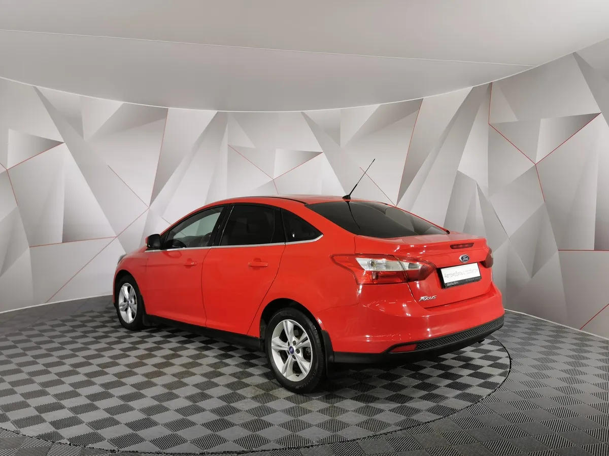 Ford Focus 1.6 Ti-VCT MT (125 л.с.) SYNC Edition Красный в АВИЛОН. Слайд №4