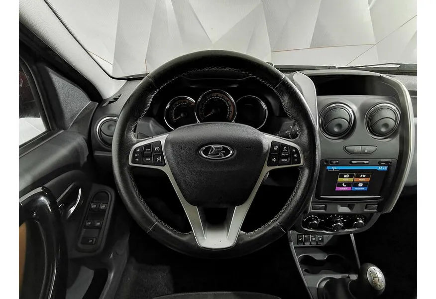 ВАЗ (Lada) Largus 1.6 MT 16 кл (5 мест) (106 л.с.) KS045-52-X00 Luxe Красный в АВИЛОН. Слайд №20