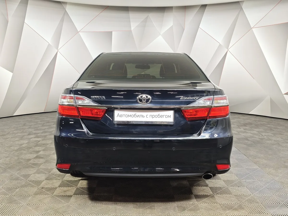 Toyota Camry 2.5 AT (181 л.с.) Черный в АВИЛОН. Слайд №8