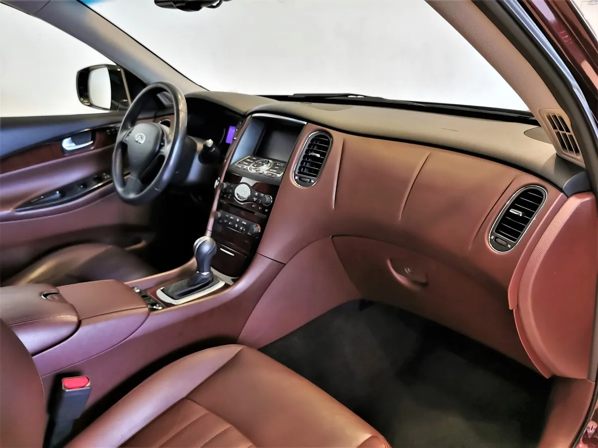 Infiniti QX50 2.5 AT AWD (222 л.с.) Красный в АВИЛОН. Слайд №12