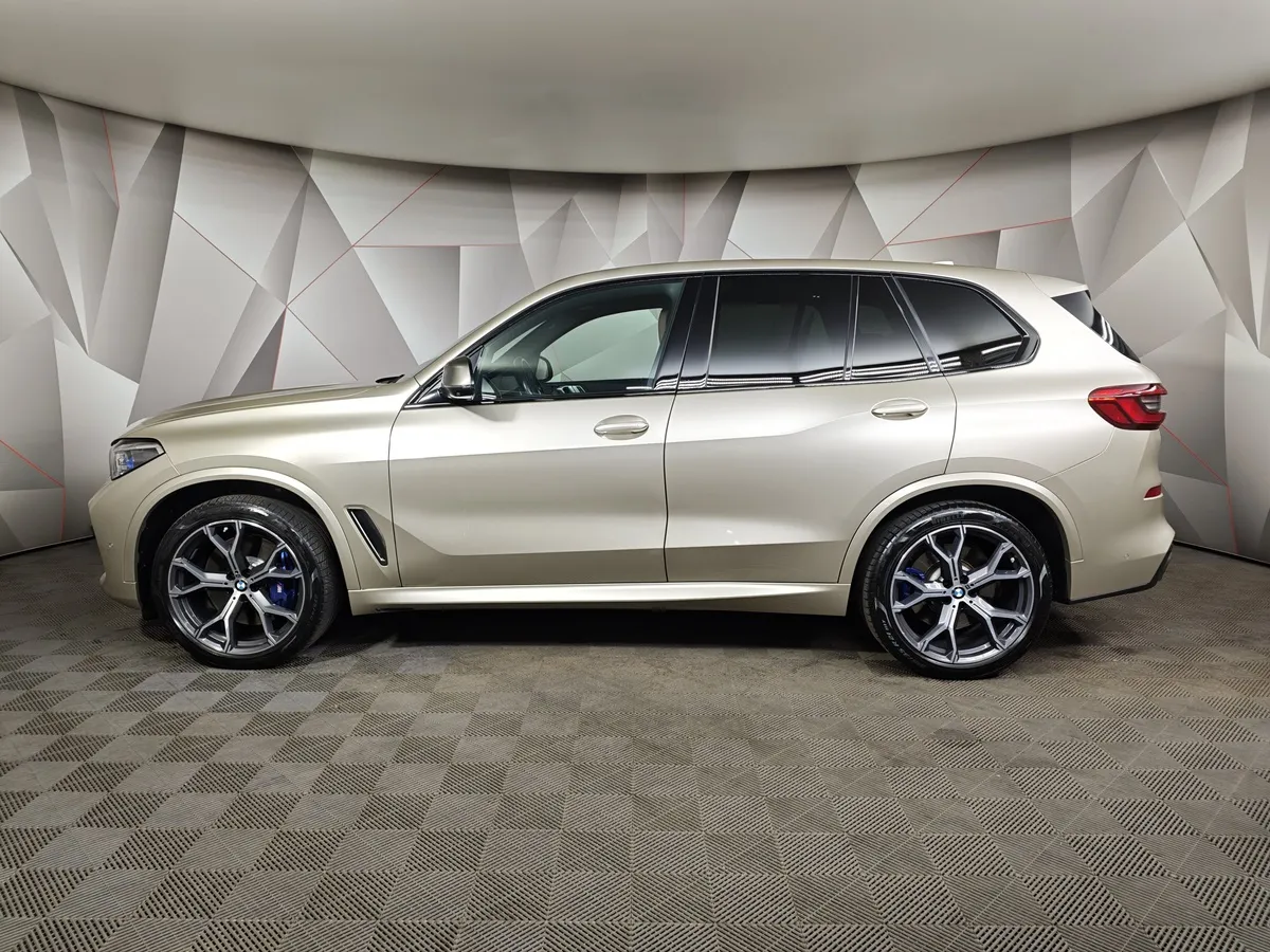 BMW X5 M50d Steptronic xDrive (400 л.с.) M Special Бежевый в АВИЛОН. Слайд №5