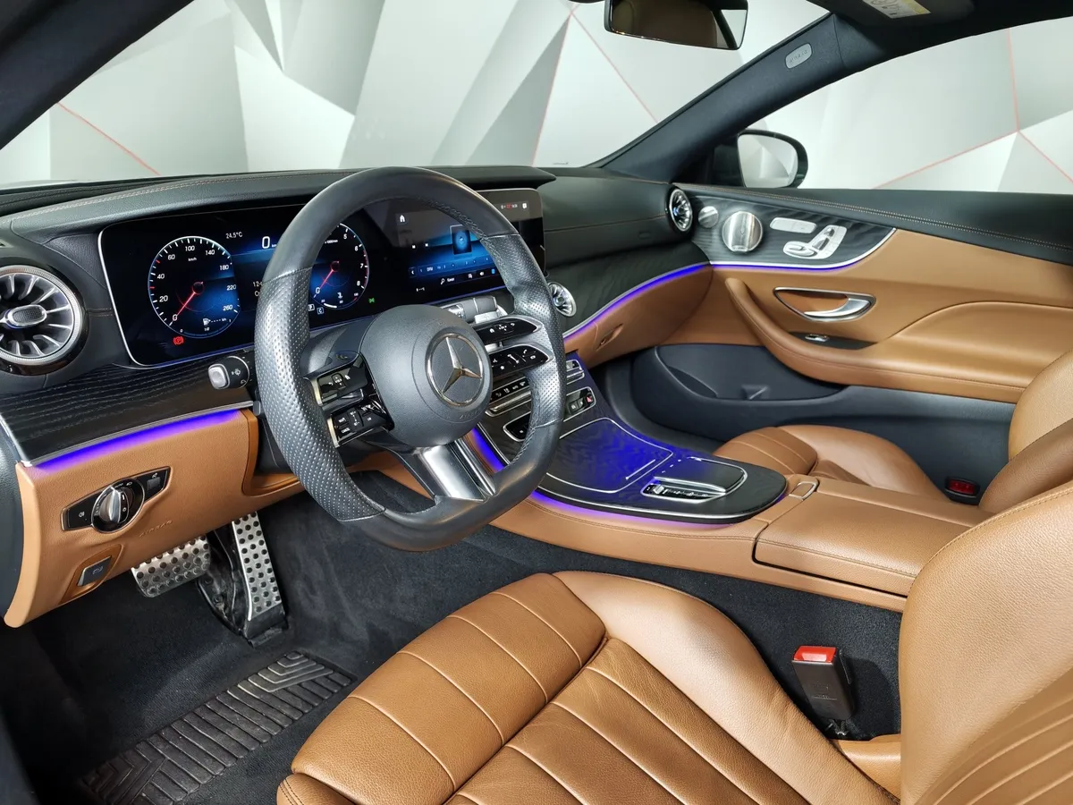 Mercedes-Benz E-Класс E 200 4MATIC G-TRONIC (184 л.с.) Черный в АВИЛОН. Слайд №18