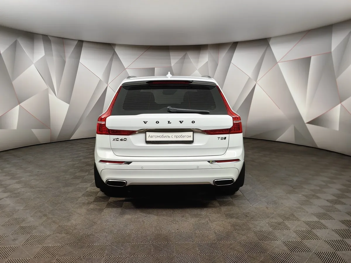 Volvo XC60 2.0 T5 AT AWD (249 л.с.) Momentum Белый в АВИЛОН. Слайд №8