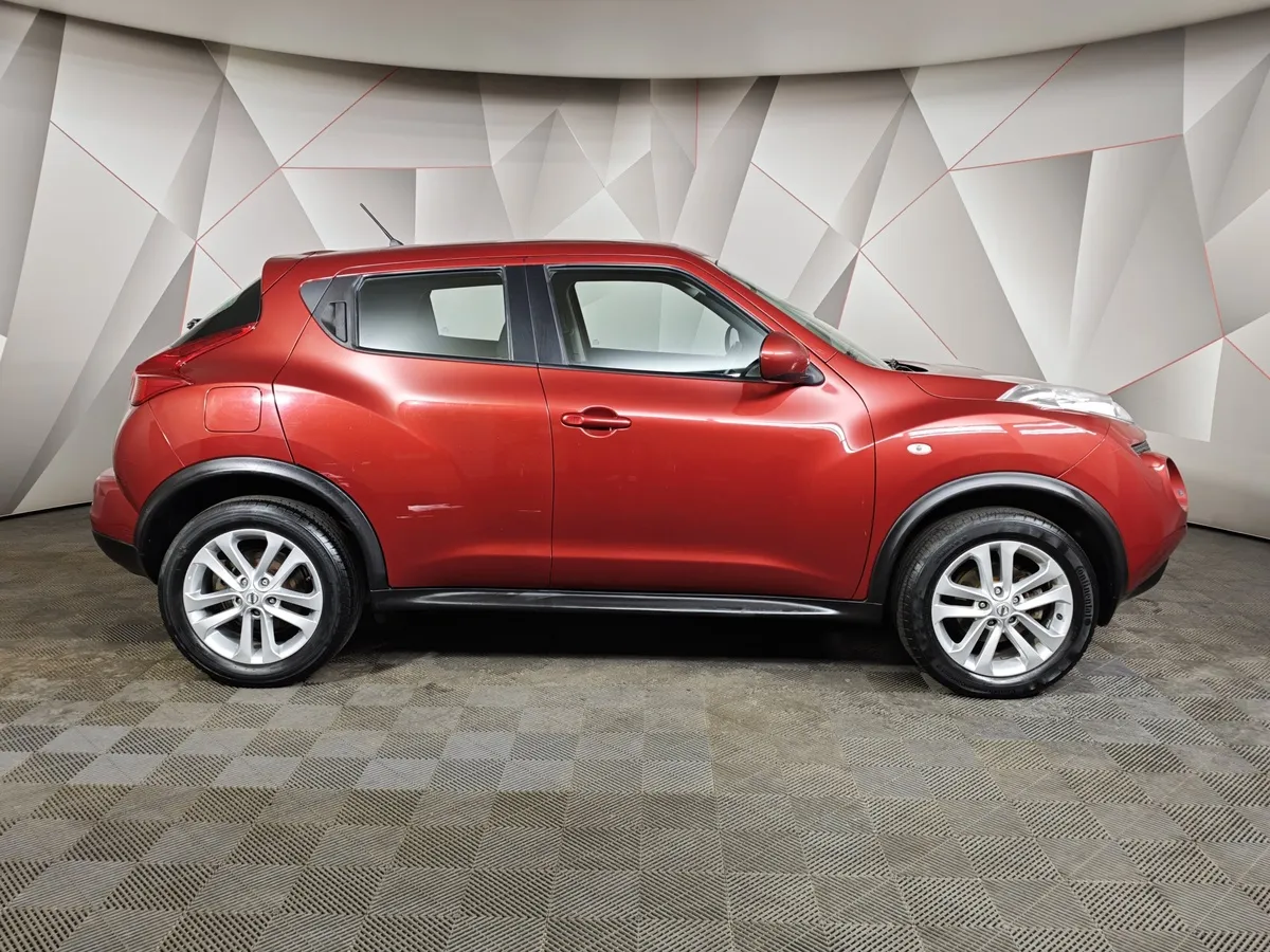 Nissan Juke 1.6 CVT (117 л.с.) Красный в АВИЛОН. Слайд №6