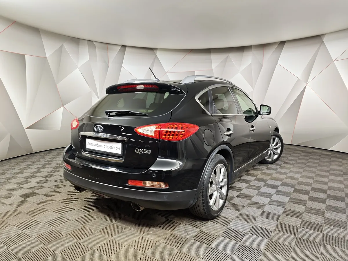 Infiniti QX50 2.5 AT AWD (222 л.с.) Черный в АВИЛОН. Слайд №2