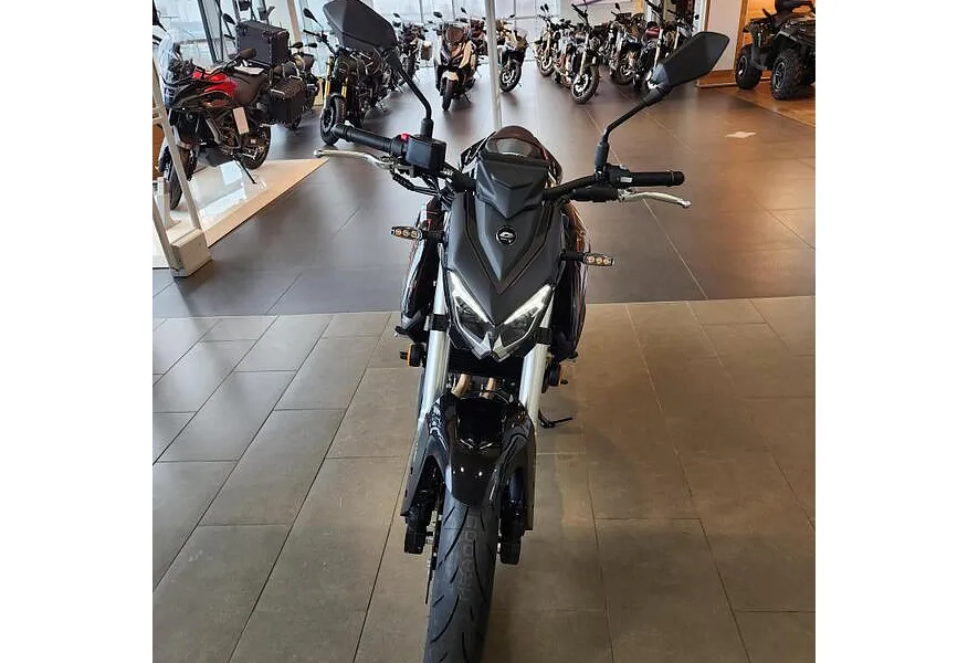 QJMOTOR SRK 400 400 см³ (41 л.с.) (41) 400 в АВИЛОН. Слайд №5