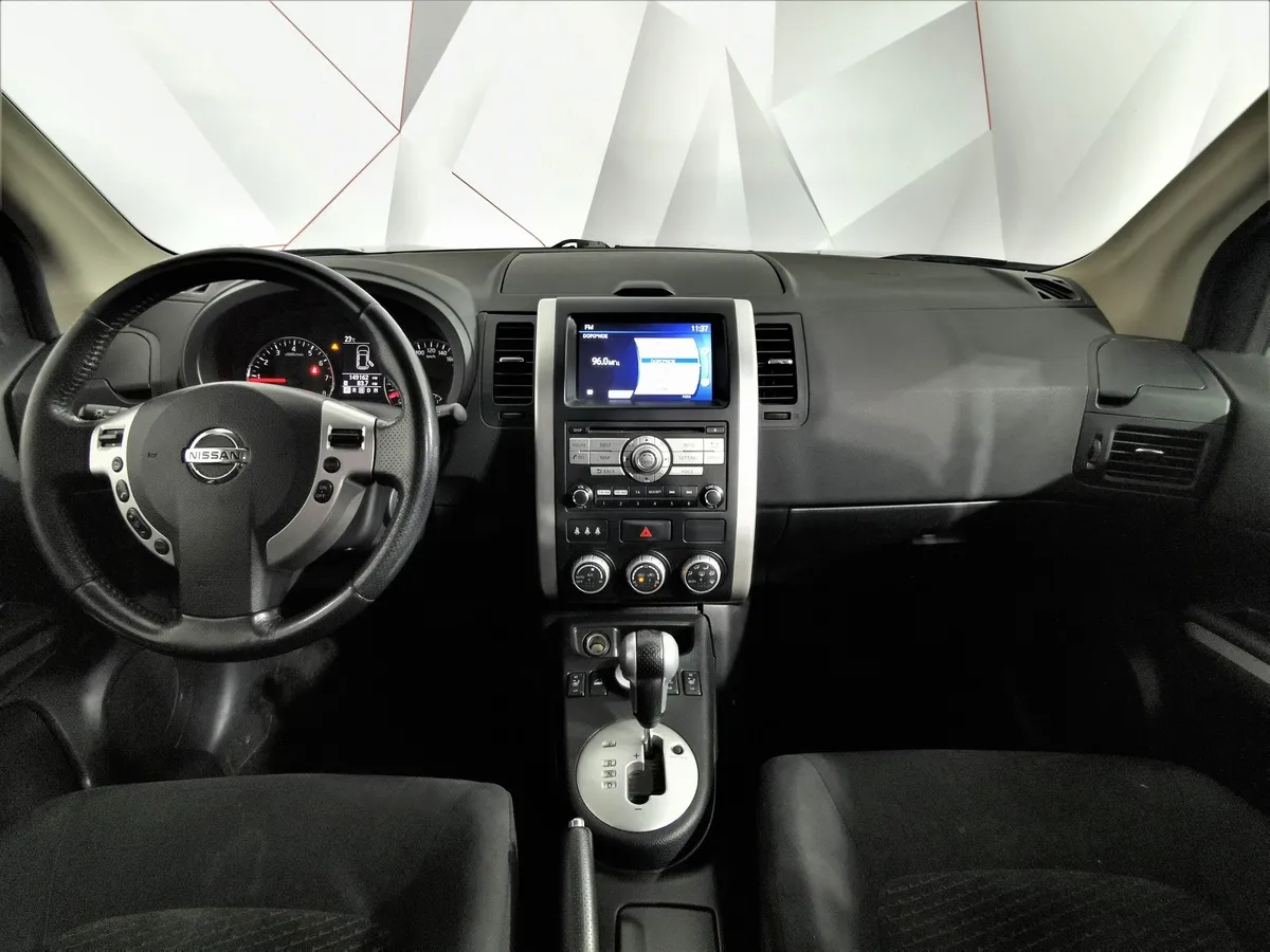 Nissan X-Trail 2.5 CVT AWD (171 л.с.) LE Top Черный в АВИЛОН. Слайд №13