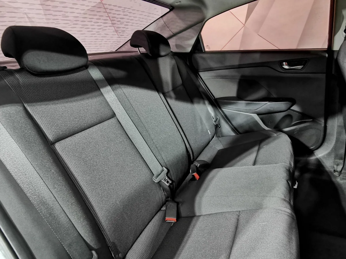 Hyundai Solaris 1.6 AT (123 л.с.) Comfort + Winter Серый в АВИЛОН. Слайд №16