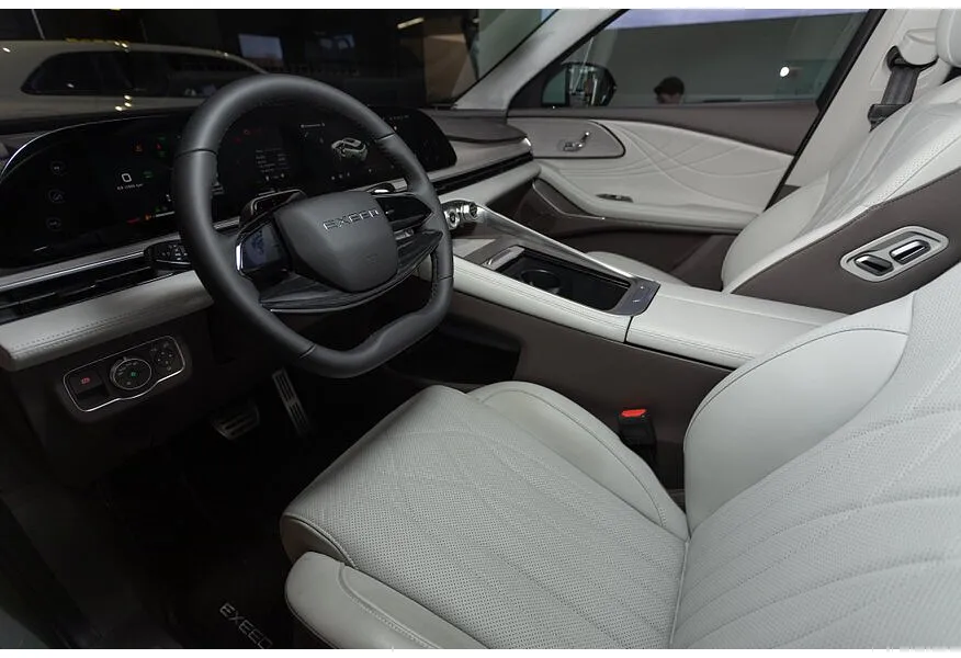 EXEED RX 2.0T 8AT 4WD (249 л.с.) Flagship Зеленый в АВИЛОН. Слайд №6