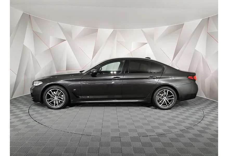 АВИЛОН - BMW 5 серия 520d xDrive Steptronic (190 л.с.) Base (Локальная сборка) Серый - slide 1
