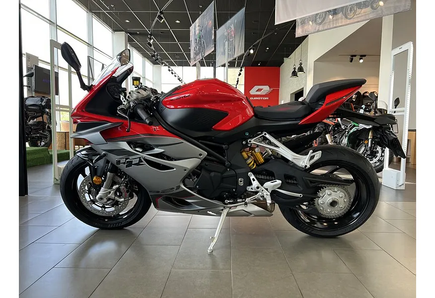 LIVE. Слайд №3