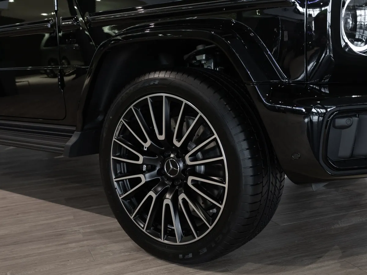 Mercedes-Benz G-Класс G 63 AMG Speedshift 4Matic (585 л.с.) Черный в АВИЛОН. Слайд №15