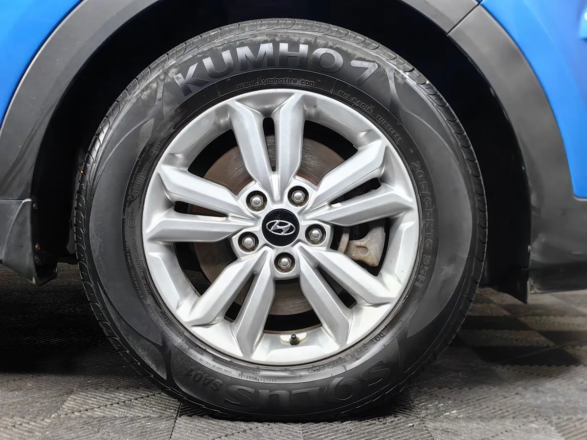 Hyundai Creta 2.0 AT AWD (149 л.с.) Travel + Advanced + Style Синий в АВИЛОН. Слайд №9