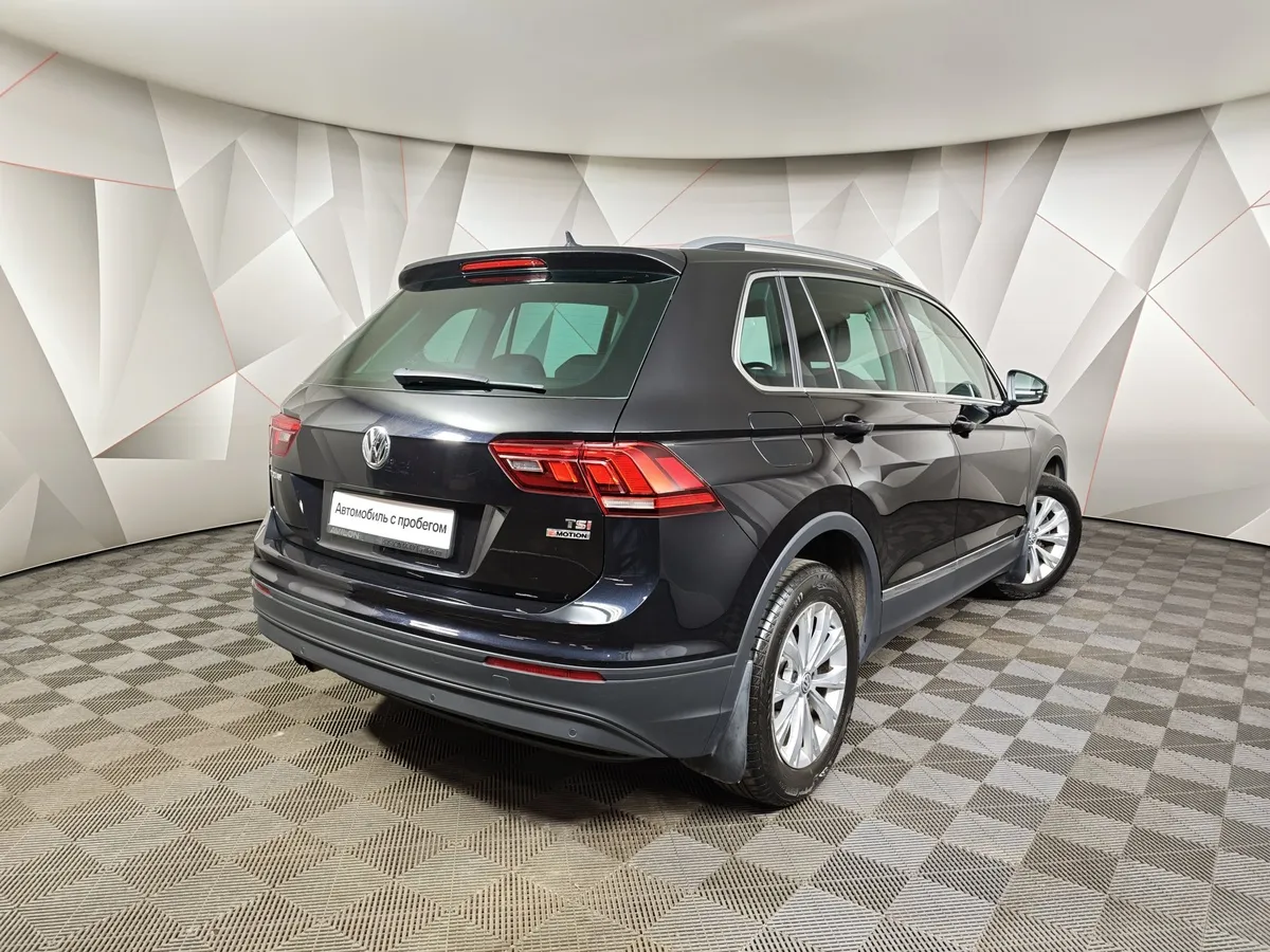 Volkswagen Tiguan 1.4 TSI 4Motion DSG (150 л.с.) Highline Черный в АВИЛОН. Слайд №2