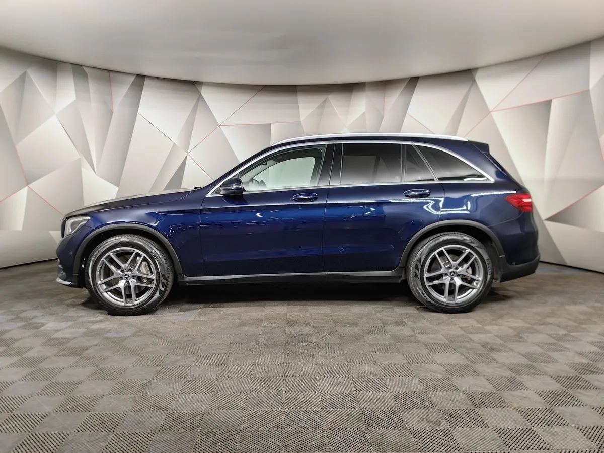 Mercedes-Benz GLC 250 9G-TRONIC 4MATIC (211 л.с.) Особая серия Синий в АВИЛОН. Слайд №5 Mercedes-Benz GLC 250 9G-TRONIC 4MATIC (211 л.с.) Особая серия Синий в АВИЛОН. Слайд №5