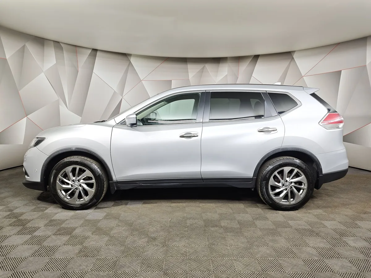 Nissan X-Trail 2.5 CVT AWD (171 л.с.) Серебристый в АВИЛОН. Слайд №5