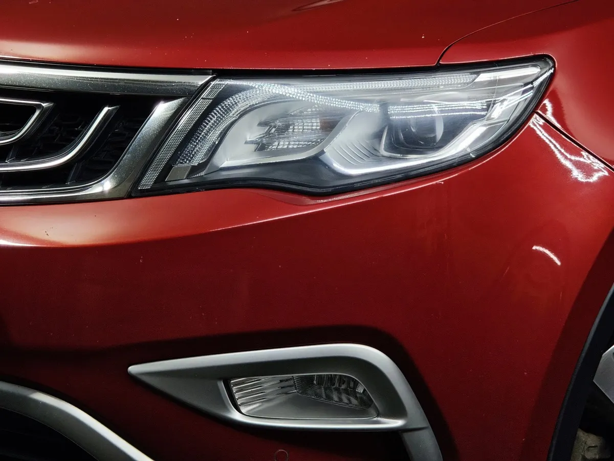 Geely Atlas 2.4 AT (148 л.с.) Comfort Красный в АВИЛОН. Слайд №10