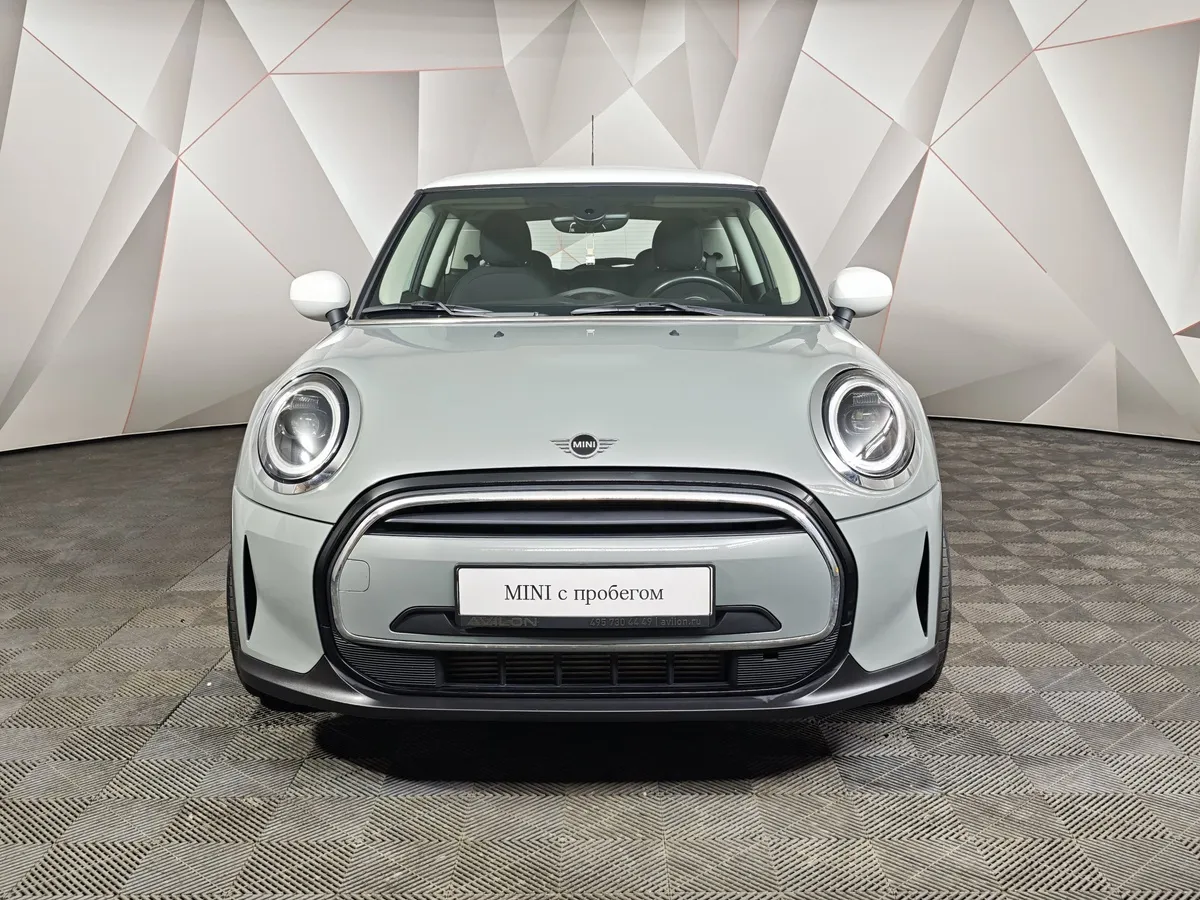 MINI 3 двери Cooper 1.5 AT (136 л.с.) Essential Серый в АВИЛОН. Слайд №3