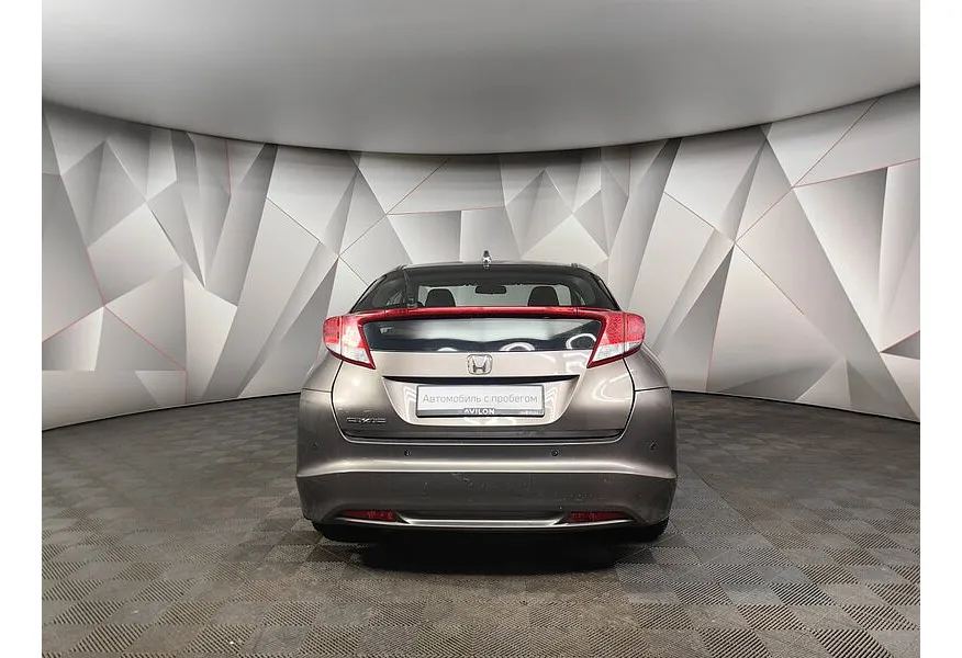 LIVE. Слайд №6