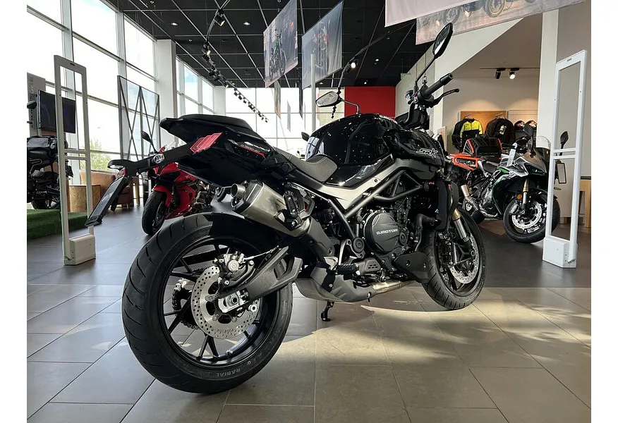 LIVE. Слайд №8