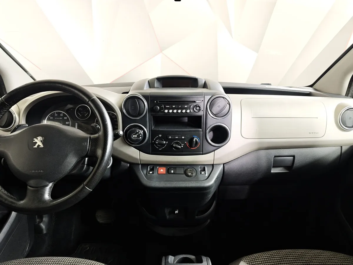 Peugeot Partner 1.6 e-HDi ETG (90 л.с.) Белый в АВИЛОН. Слайд №13
