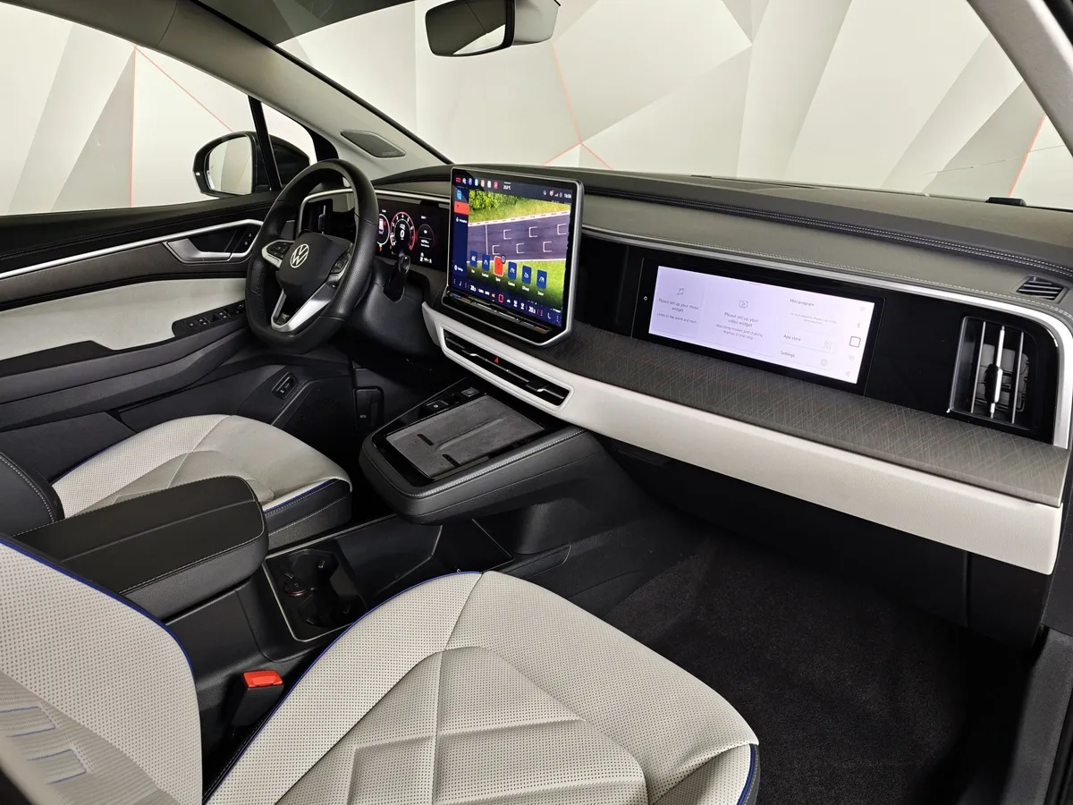 Volkswagen Talagon 2.0 7DSG AWD (272 л.с.) Flagship Shengjing Черный в АВИЛОН. Слайд №12