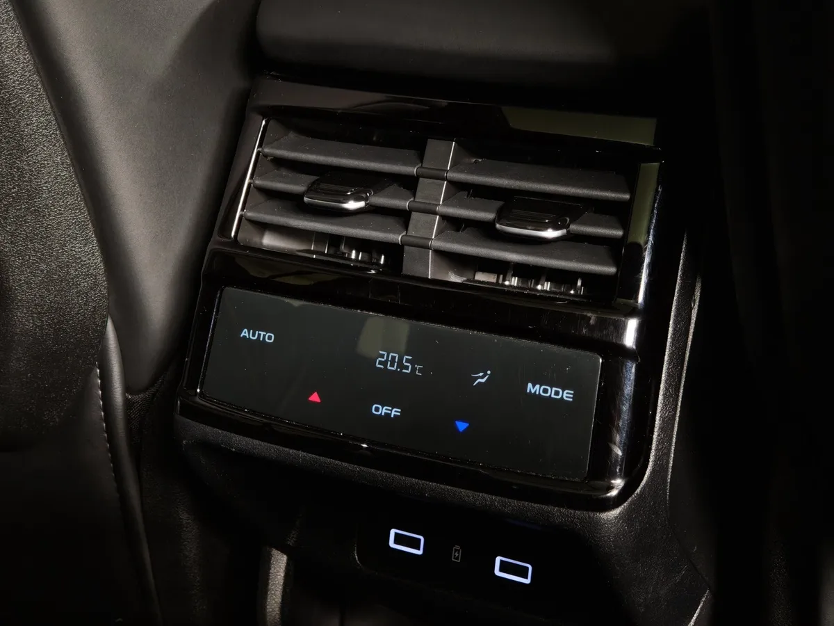 Geely Monjaro 2.0T 8AT 4WD (238 л.с.) Флагман Синий в АВИЛОН. Слайд №27