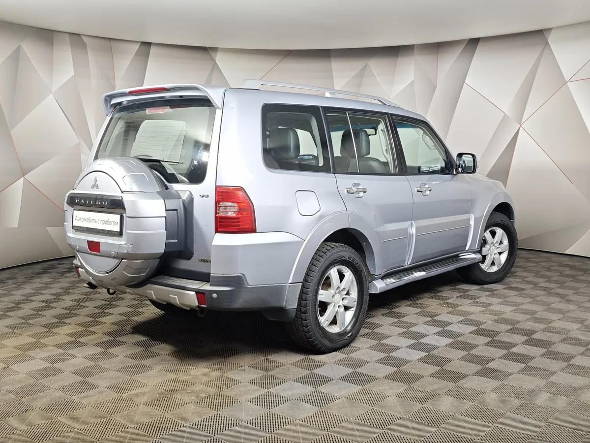 Mitsubishi Pajero 3.0 AT AWD (178 л.с.) Серебристый в АВИЛОН. Слайд №2