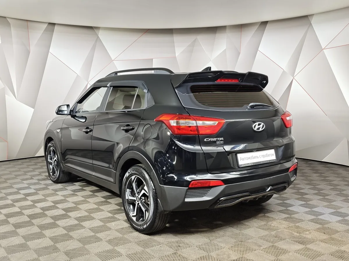 Hyundai Creta 1.6 AT (123 л.с.) Black & Brown + Winter Черный в АВИЛОН. Слайд №4
