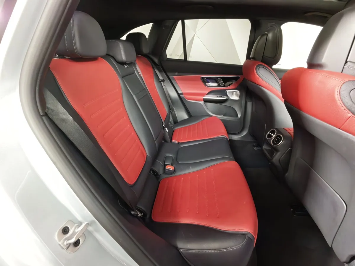 Mercedes-Benz GLC 200 4MATIC 9G-TRONIC (204 л.с.) Серый в АВИЛОН. Слайд №16