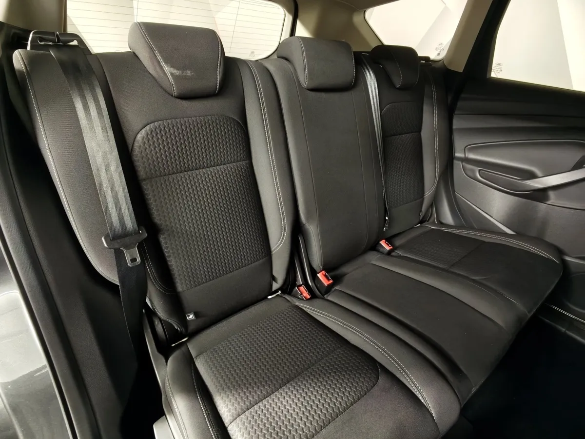 Ford Kuga 2.5 AT (150 л.с.) Серый в АВИЛОН. Слайд №17