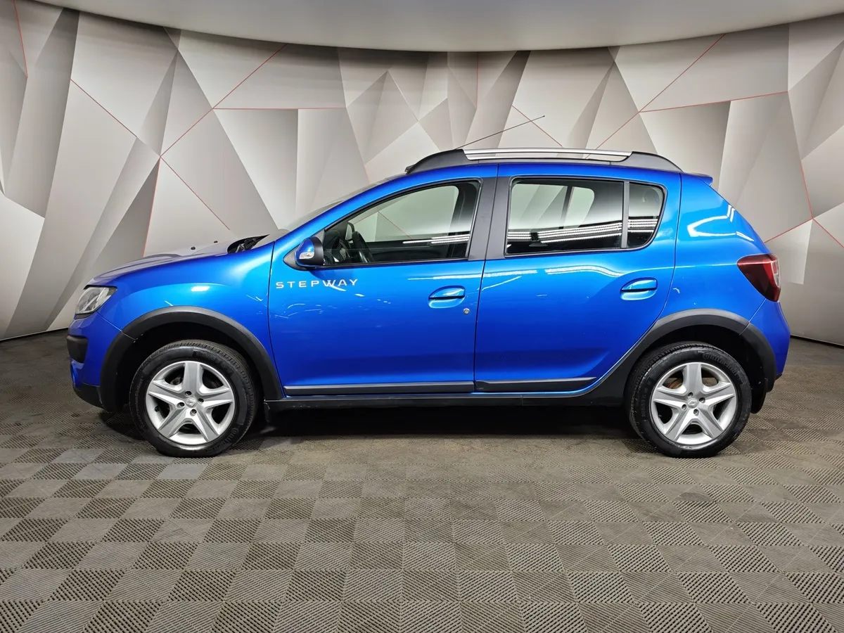 Renault Sandero 1.6 MT (113 л.с.) Stepway Drive Синий в АВИЛОН. Слайд №5