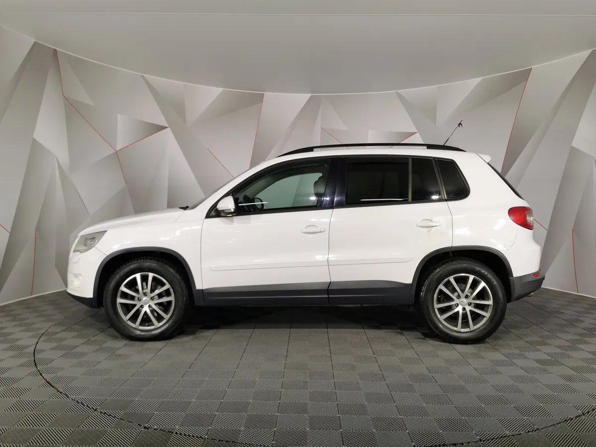 Volkswagen Tiguan 2.0 TSI 4Motion AT (170 л.с.) Sport & Style Белый в АВИЛОН. Слайд №5