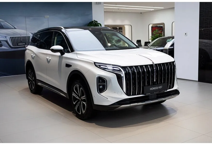 Hongqi HS7 2.0T 8AT 4WD (245 л.с.) Deluxe Белый в АВИЛОН. Слайд №2