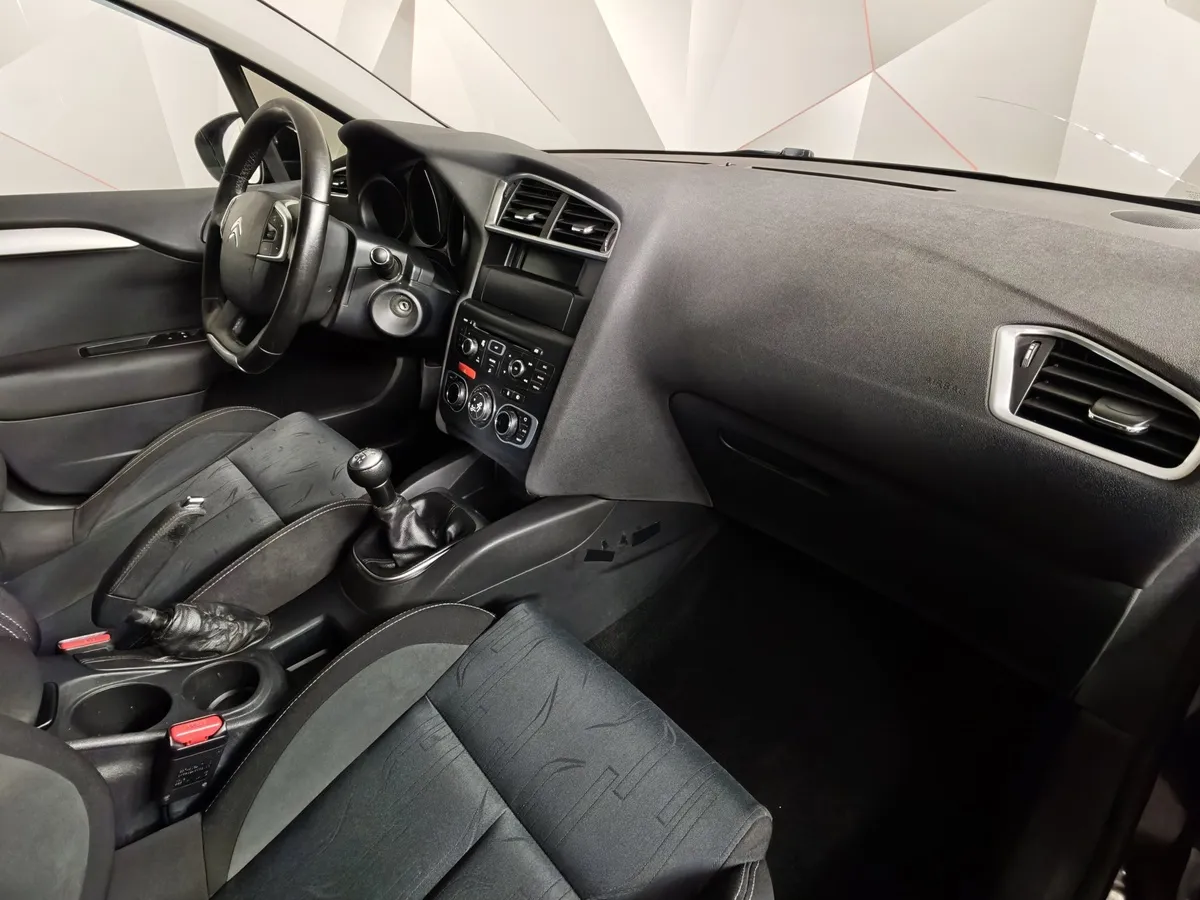 Citroen C4 1.6 VTi MT (120 л.с.) Черный в АВИЛОН. Слайд №13