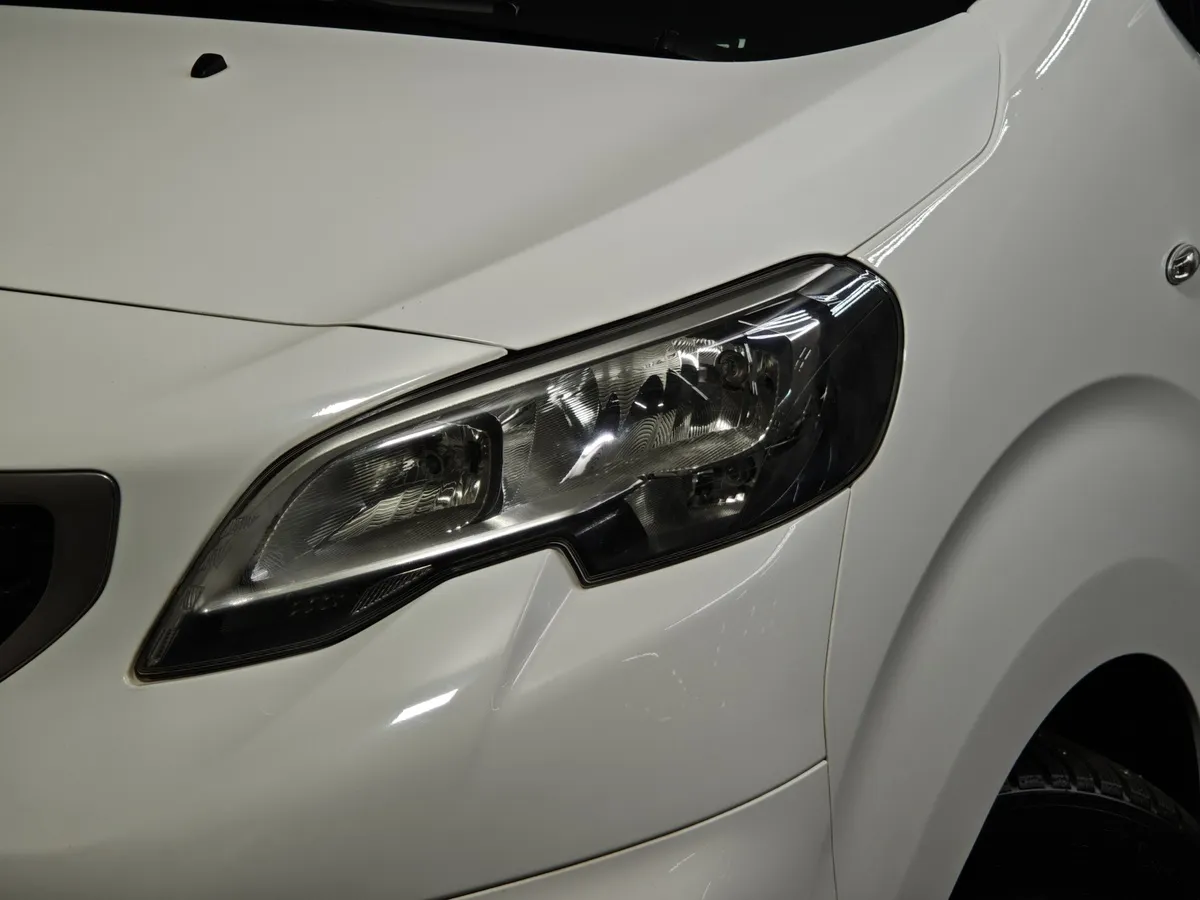 Peugeot Traveller 2.0 HDi AT LWB (8 мест) (150 л.с.) Active Белый в АВИЛОН. Слайд №10