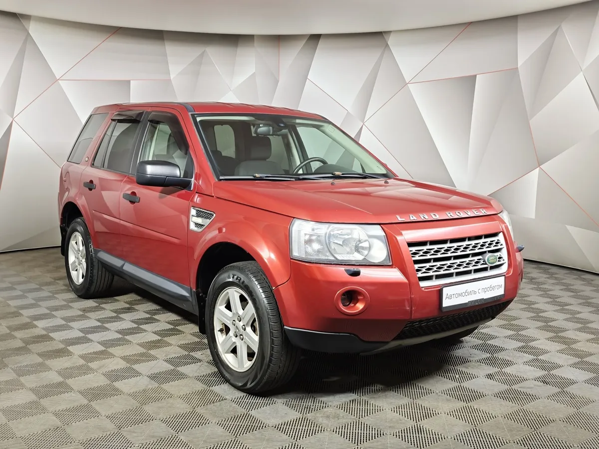 Land Rover Freelander 2.2 TD AT (160 л.с.) Красный в АВИЛОН. Слайд №3