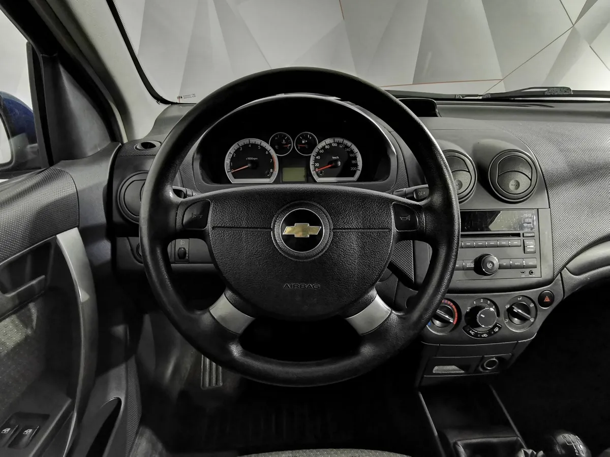 Chevrolet Aveo 1.4i MT (82 л.с.) Синий в АВИЛОН. Слайд №19