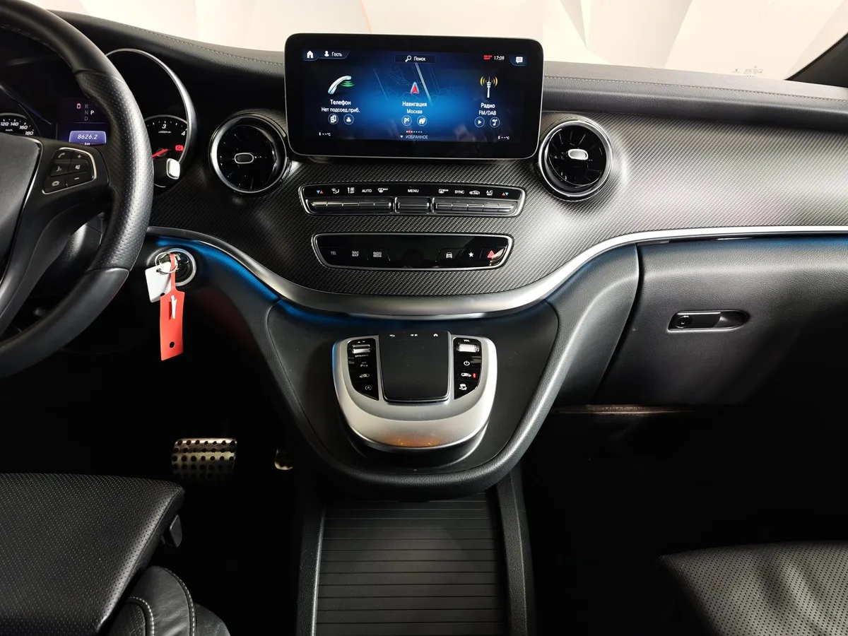 Mercedes-Benz V-Класс V 300 L2 4Matic 9G-Tronic (239 л.с.) Серый в АВИЛОН. Слайд №14