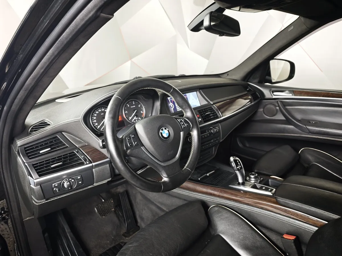 BMW X5 xDrive30d Steptronic (245 л.с.) Черный в АВИЛОН. Слайд №11