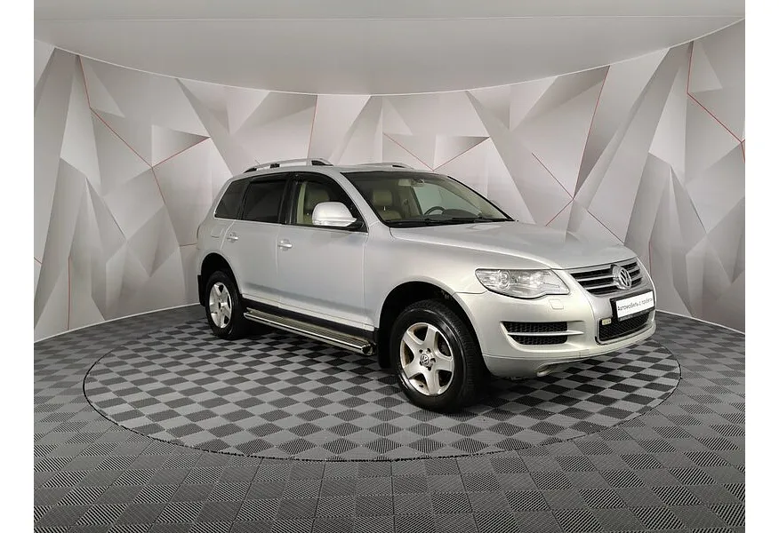 АВИЛОН - Volkswagen Touareg 2.5 TDI Tiptronic (174 л.с.) R Line Серебристый - slide 1