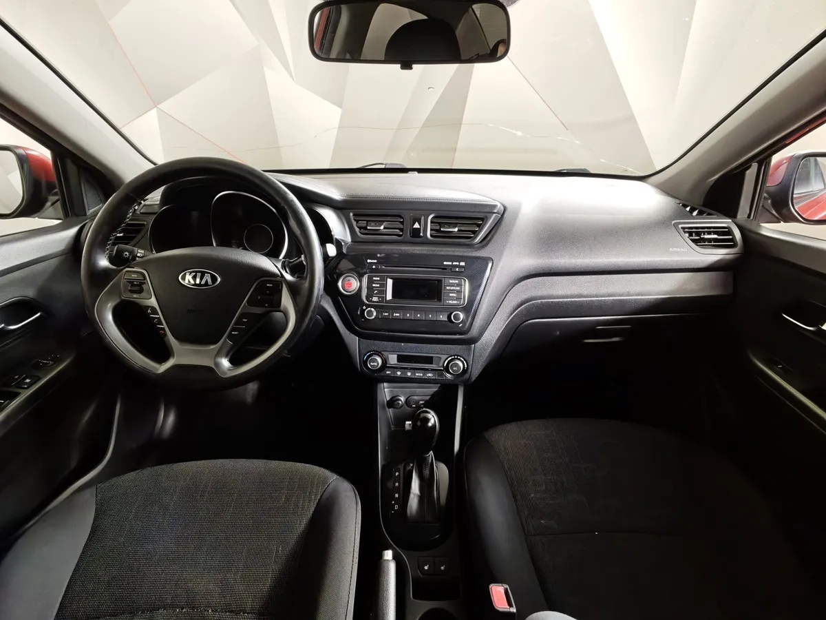 Kia Rio 1.6 AT (123 л.с.) Красный в АВИЛОН. Слайд №14