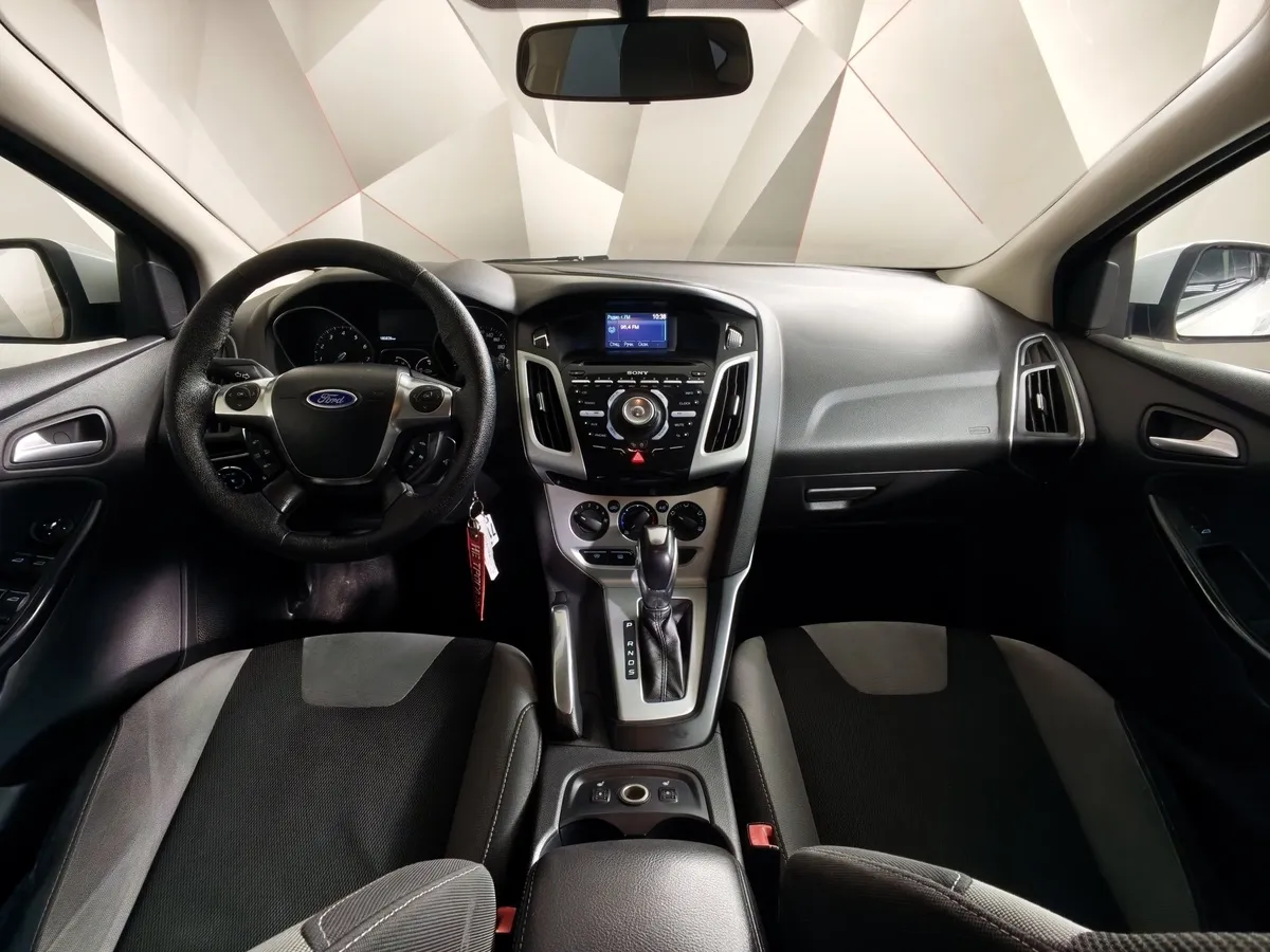 Ford Focus 1.6 Ti-VCT PowerShift (105 л.с.) Trend Белый в АВИЛОН. Слайд №14