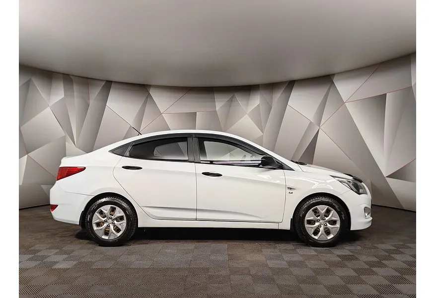 Hyundai Solaris 1.6 AT (123 л.с.) Active Белый в АВИЛОН. Слайд №6