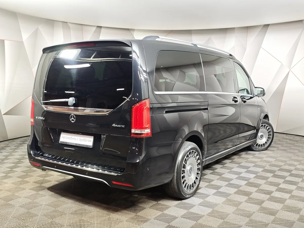 Mercedes-Benz V-Класс V 250 d AT L3 4x4 (190 л.с.) AVANTGARDE Черный в АВИЛОН. Слайд №2