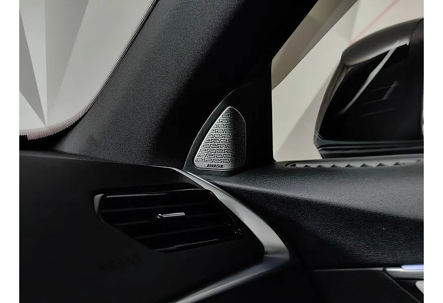 Geely Tugella 2.0 AT AWD (238 л.с.) Flagship Sport Белый в АВИЛОН. Слайд №22