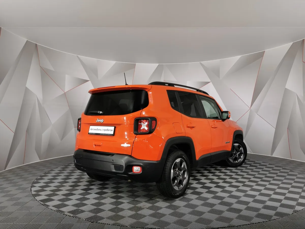 Jeep Renegade 1.4 AMT (140 л.с.) Limited Оранжевый в АВИЛОН. Слайд №2